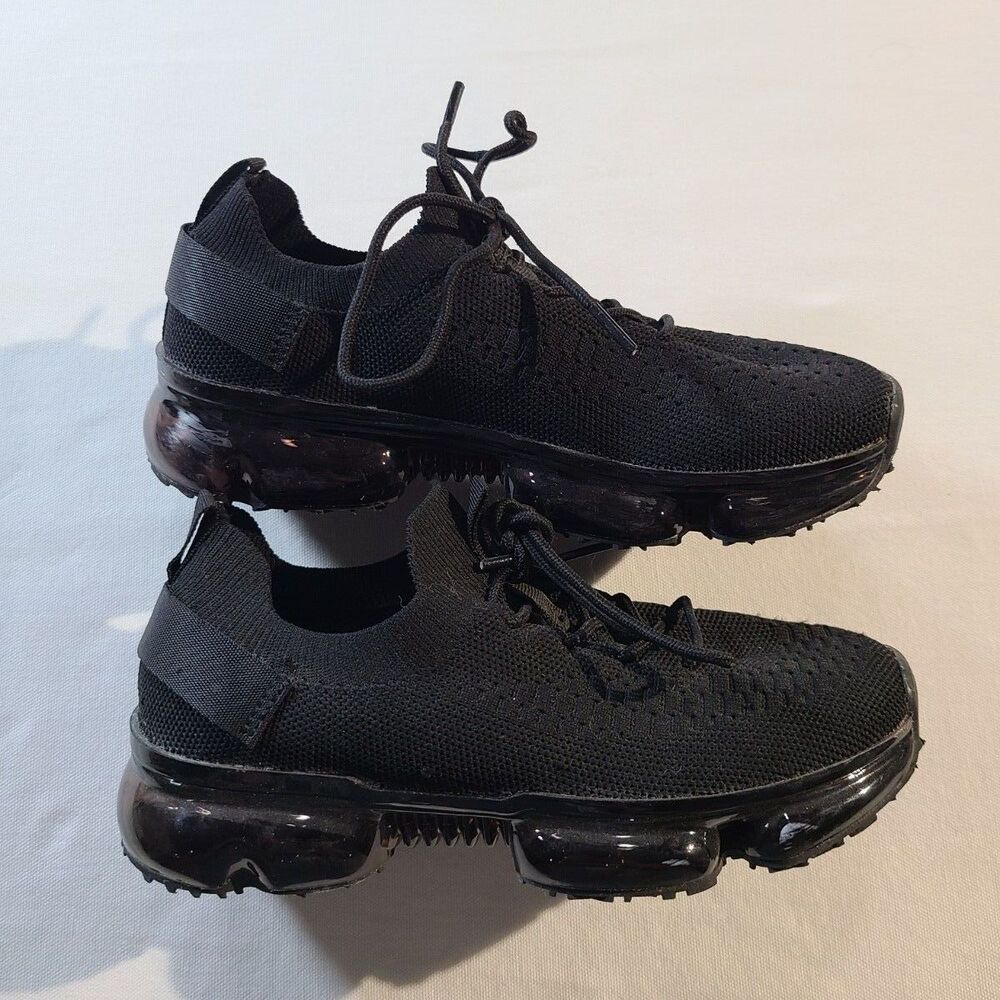 Link Kids Black Mesh Sneakers Size 2 Lace Up Athletic Running Shoes